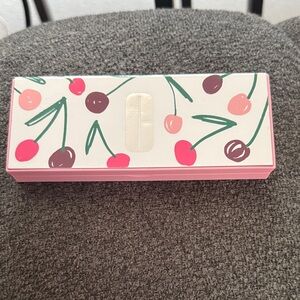 Clinique Cherry Design Makeup Palette